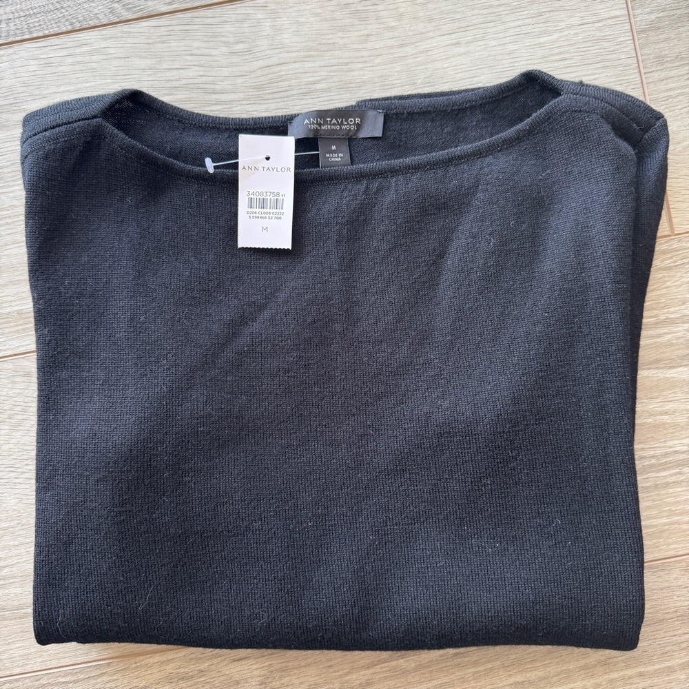 Ann Taylor 100% Merino Wool Sweater - Picture 7 of 8